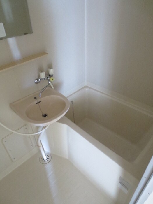 物件内観写真12　(バス／シャワールーム等)