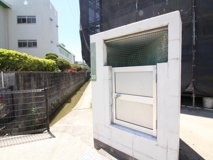 物件外観写真6　(建物設備)