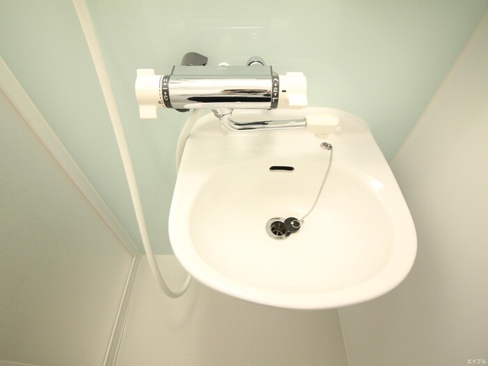 物件内観写真11　(洗面)