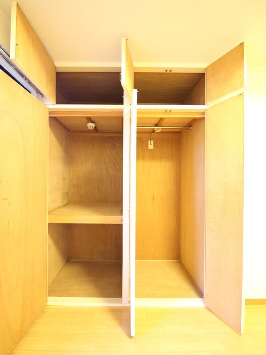 物件内観写真17　(収納)