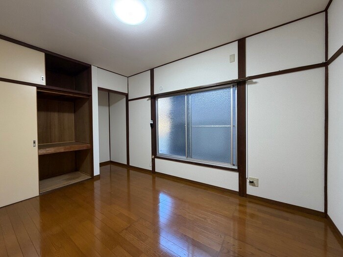 物件内観写真4　(居室)