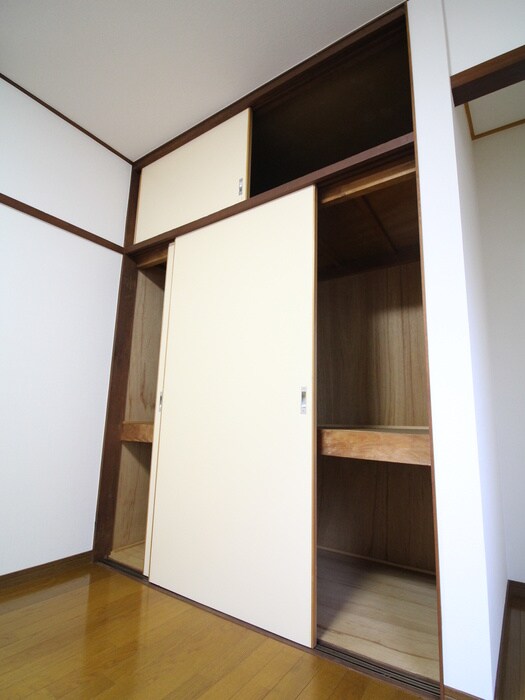 物件内観写真5　(収納)