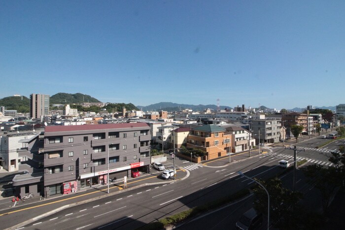 物件内観写真14　(室内からの展望)