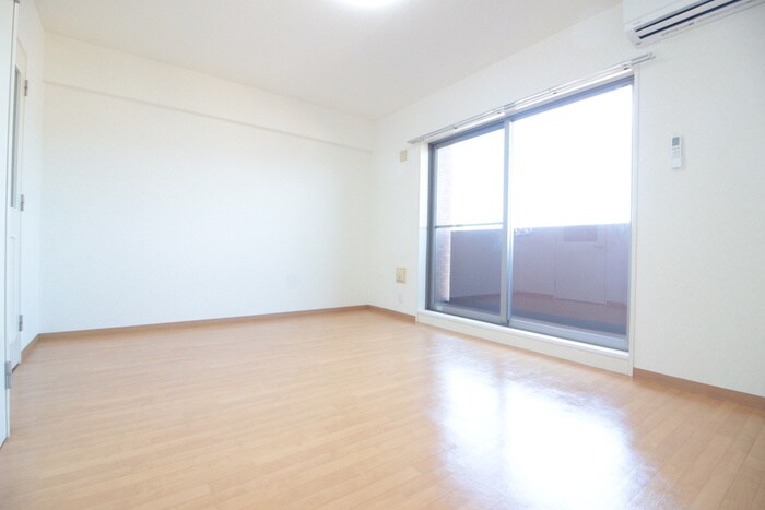 物件内観写真18　(居室)