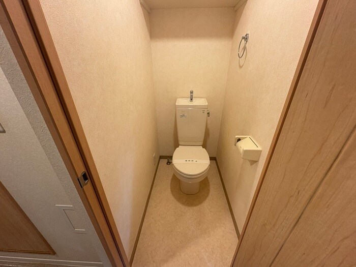 物件内観写真11　(トイレ)