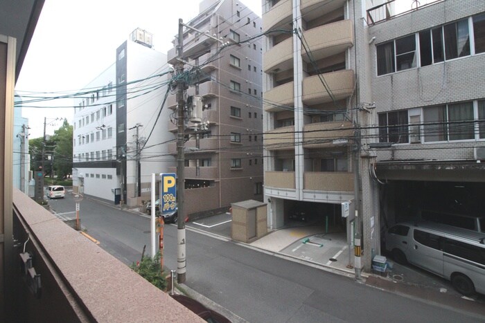 物件内観写真16　(室内からの展望)