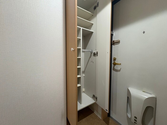 物件内観写真20　(靴箱)