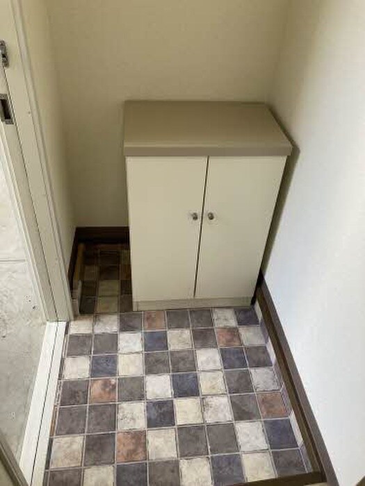 物件内観写真8　(靴箱)