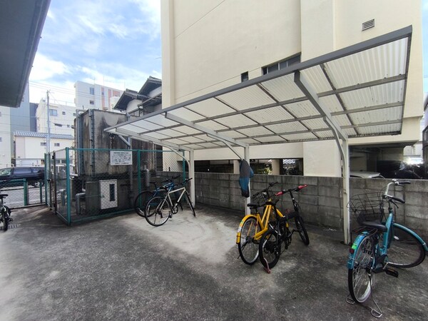 駐輪場