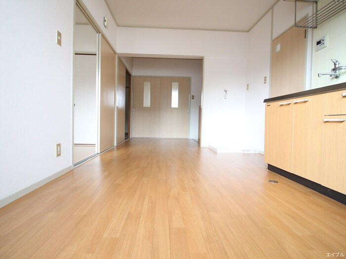 物件内観写真7　(居室)