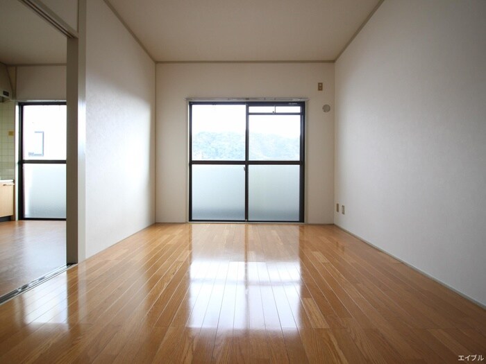 物件内観写真10　(居室)