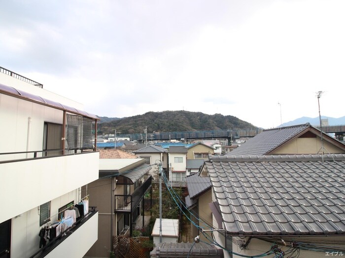 物件内観写真21　(室内からの展望)