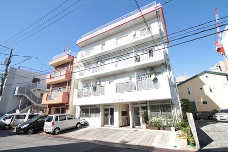 三上ビル外観写真