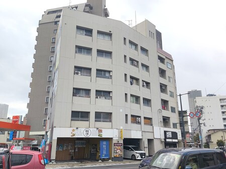 桑原ビル外観写真