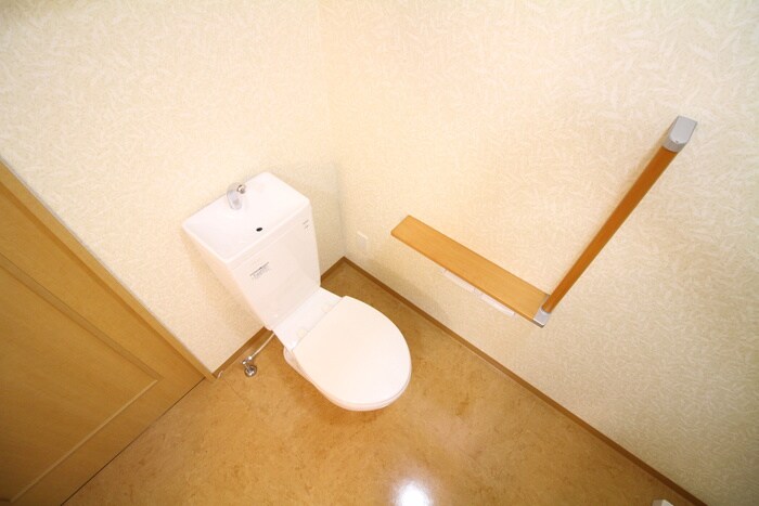 物件内観写真10　(トイレ)
