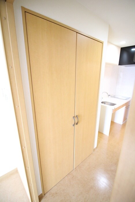 物件内観写真12　(収納)