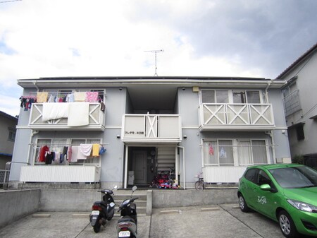 フレグランス口田外観写真