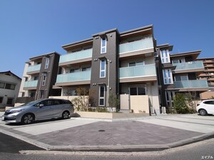 リーベル外観写真