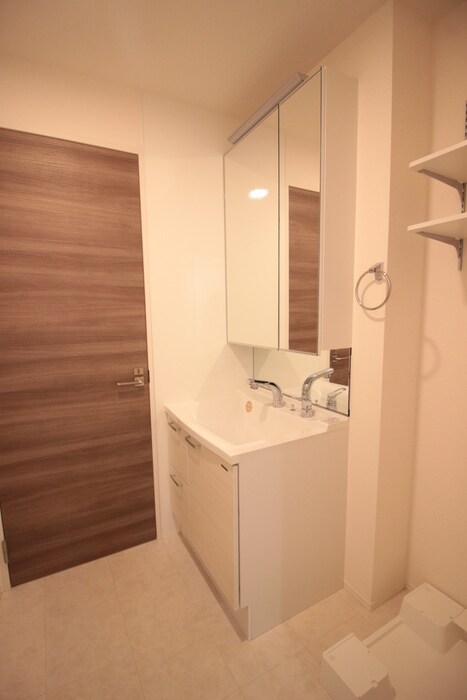 物件内観写真11　(洗面)