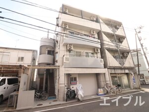 和泉ビル外観写真
