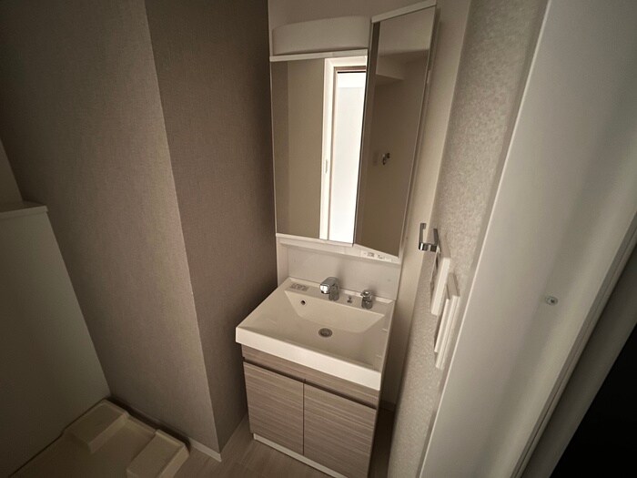 物件内観写真10　(洗面)