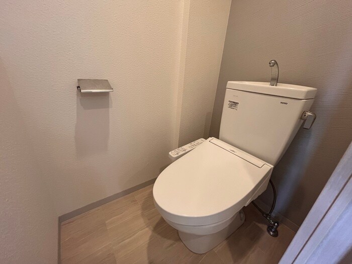 物件内観写真11　(トイレ)