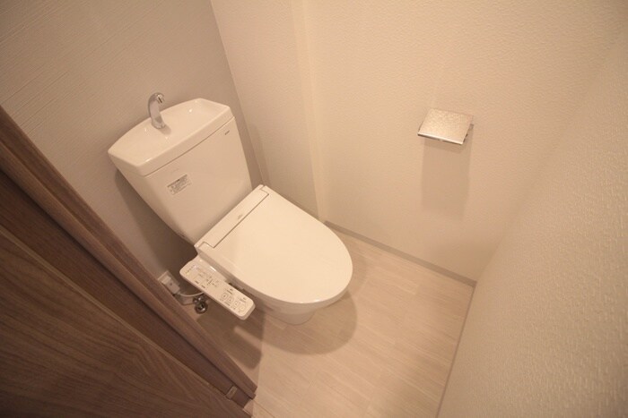 物件内観写真11　(トイレ)