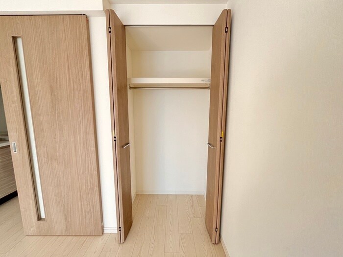 物件内観写真12　(収納)