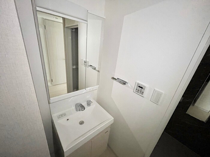 物件内観写真13　(洗面)