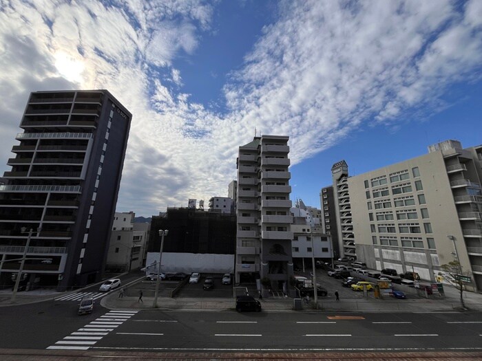 物件内観写真14　(室内からの展望)