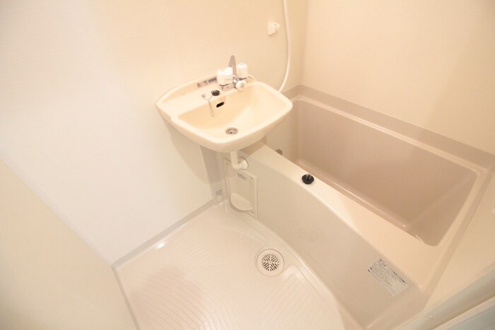 物件内観写真8　(バス／シャワールーム等)