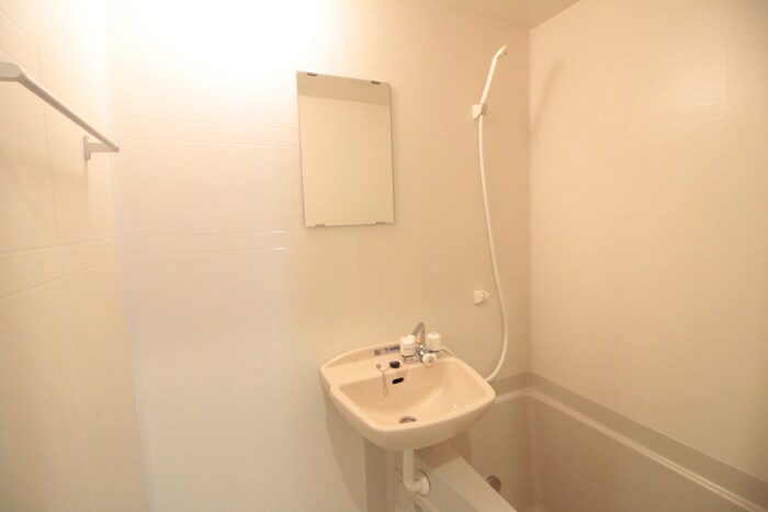 物件内観写真9　(洗面)
