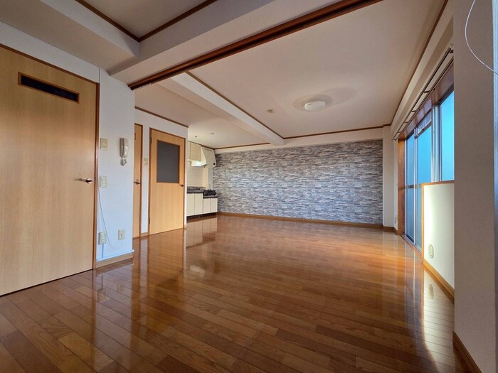 物件内観写真1　(居室)