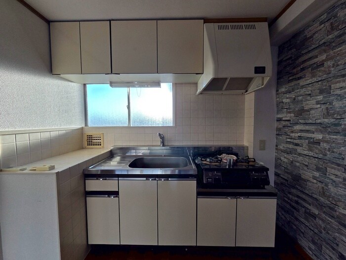 物件内観写真2　(キッチン)