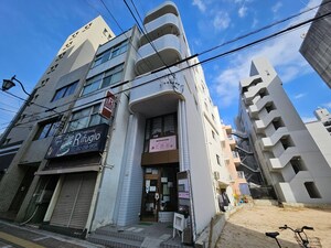 青木ビル外観写真