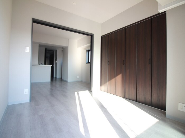 物件内観写真16　(室内からの展望)