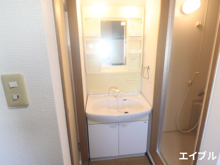 物件内観写真10　(洗面)