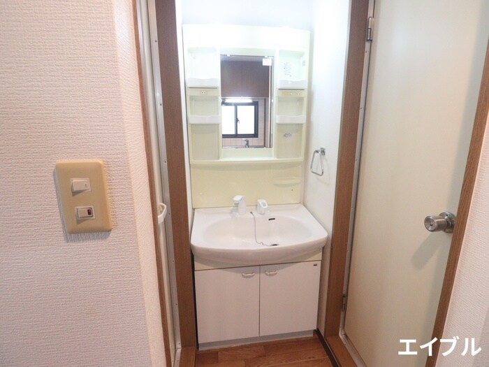 物件内観写真11　(洗面)