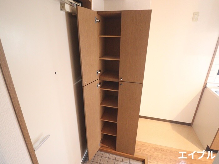 物件内観写真16　(靴箱)