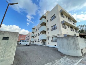 第１三沢コーポ外観写真