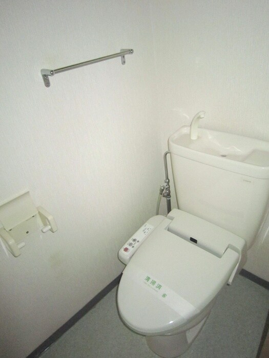 物件内観写真12　(トイレ)