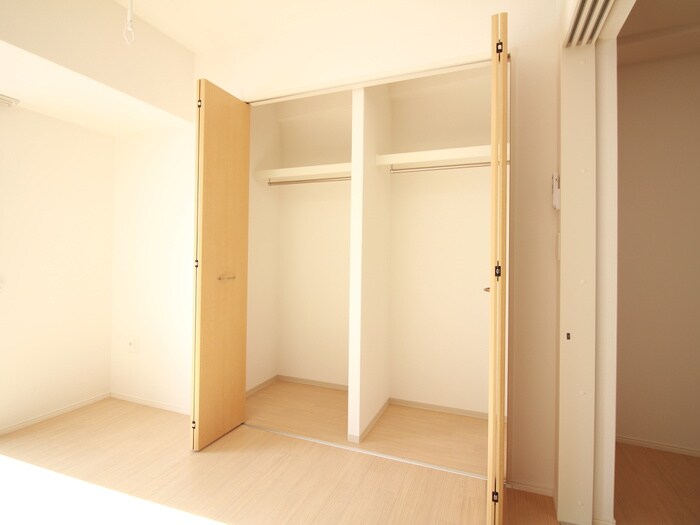 物件内観写真13　(収納)