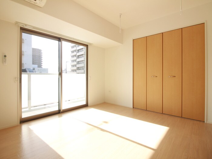 物件内観写真16　(室内からの展望)