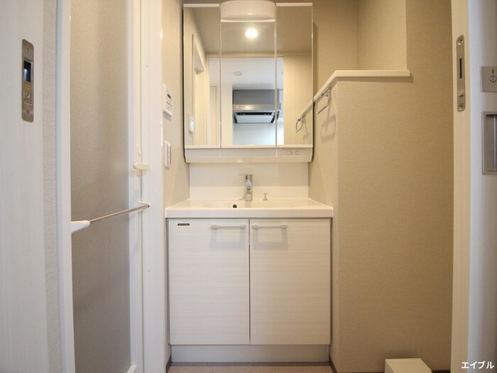 物件内観写真11　(洗面)