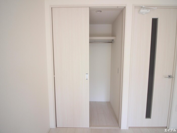 物件内観写真12　(収納)