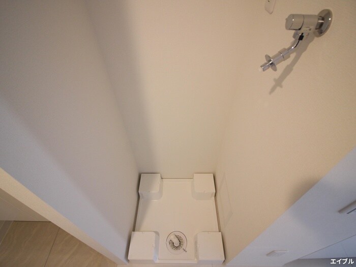 物件内観写真22　(洗濯機置場)