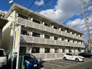ドミトリー庚午参番館外観写真