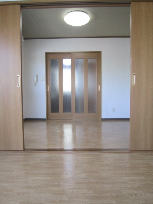 物件内観写真6　(居室)