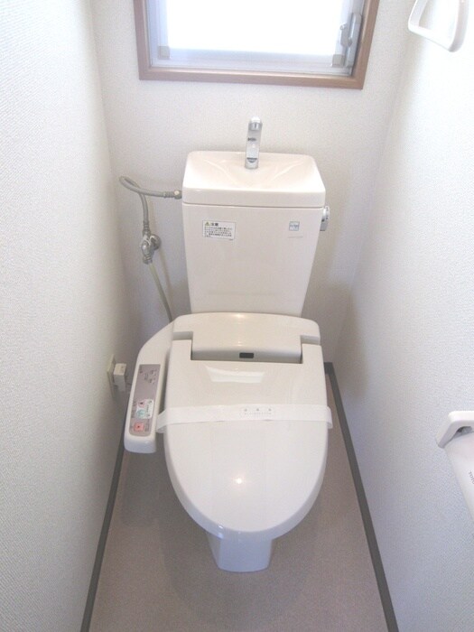 物件内観写真11　(トイレ)