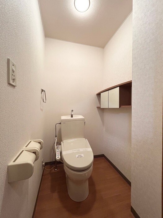 物件内観写真9　(トイレ)